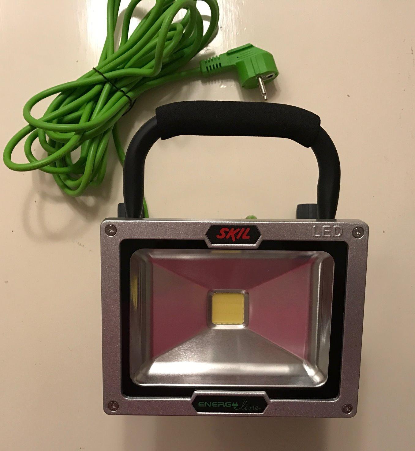 Langes Kabel